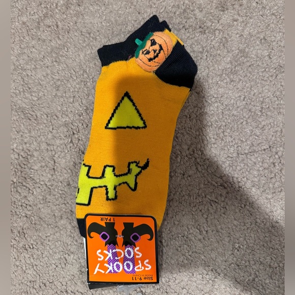 Accessories - Halloween socks-size 9-11
